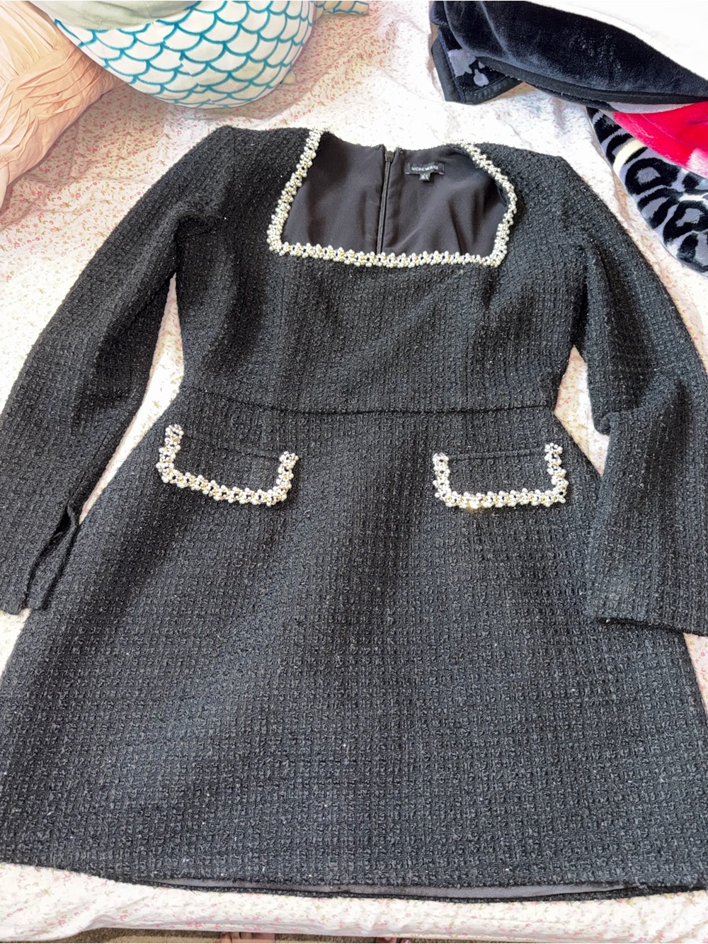 The most gorgeous NADINE MERABI Natalie black mini long sleeve  dress 😩😍😍😍